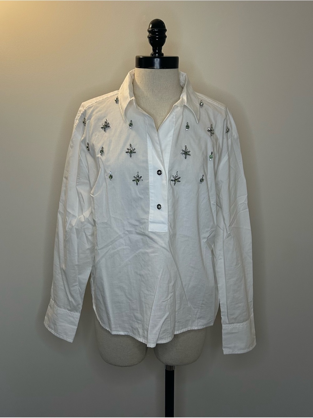 TALBOTS Petite White Collared Long Sleeve Rhinestone Blouse Womens LP
